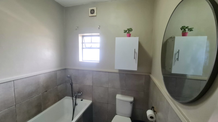 To Let 2 Bedroom Property for Rent in Belhar Western Cape